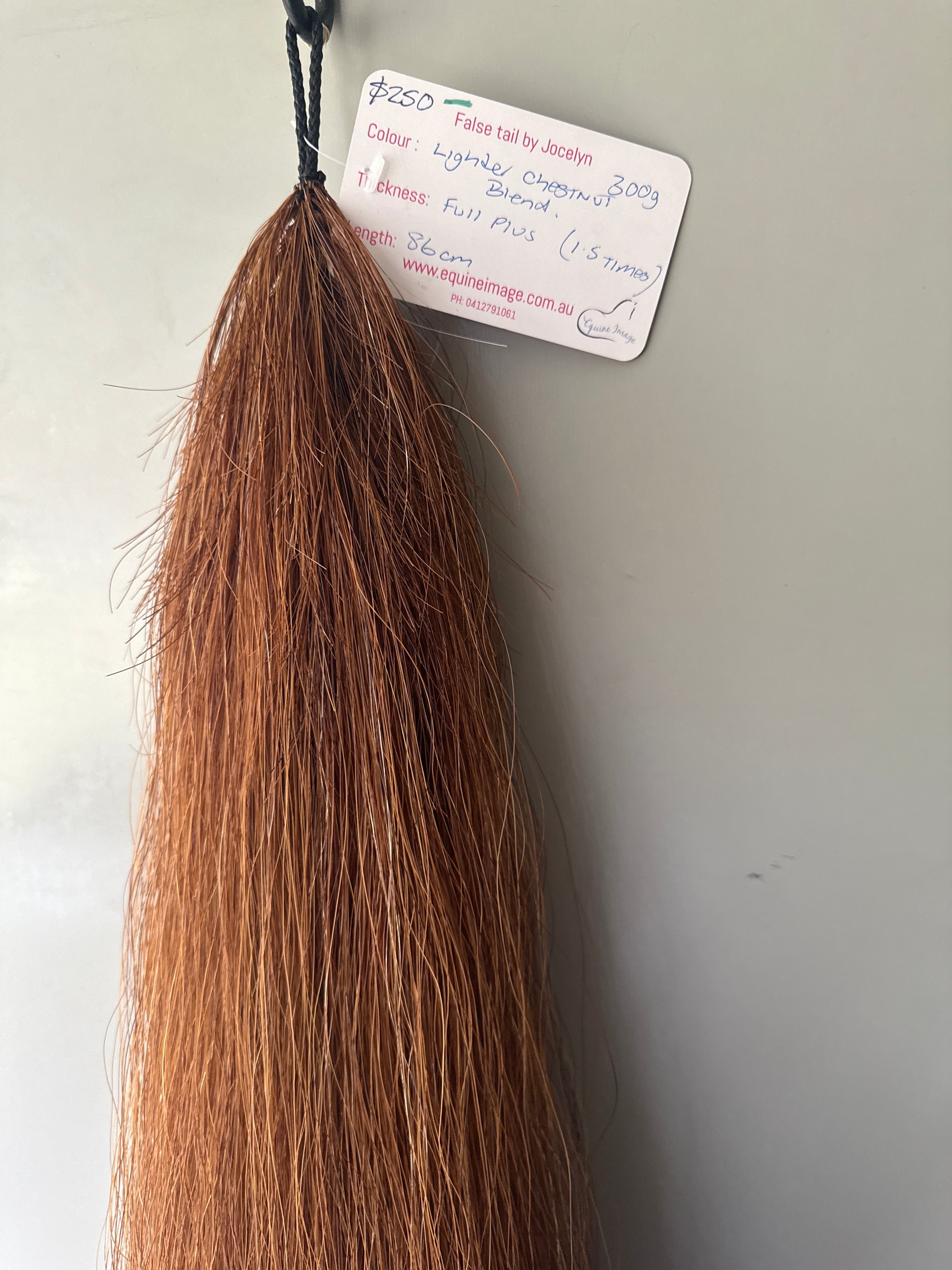 light ( golden) Chestnut Blend 86 cm Stockhorse / Dressage length Full plus (1.5 times ) 300g of hair