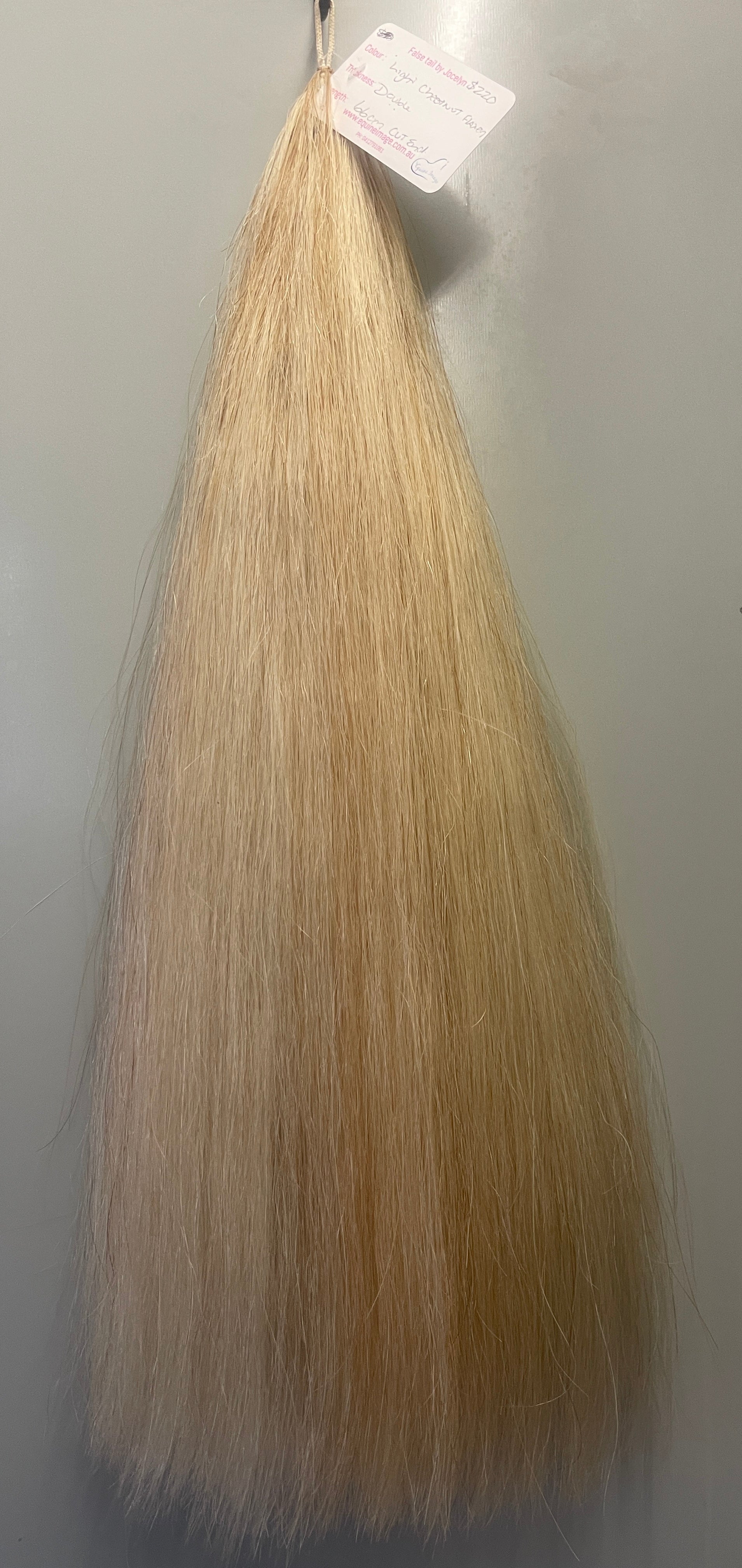 Light white flaxen Double thickness 66 cm long cut end