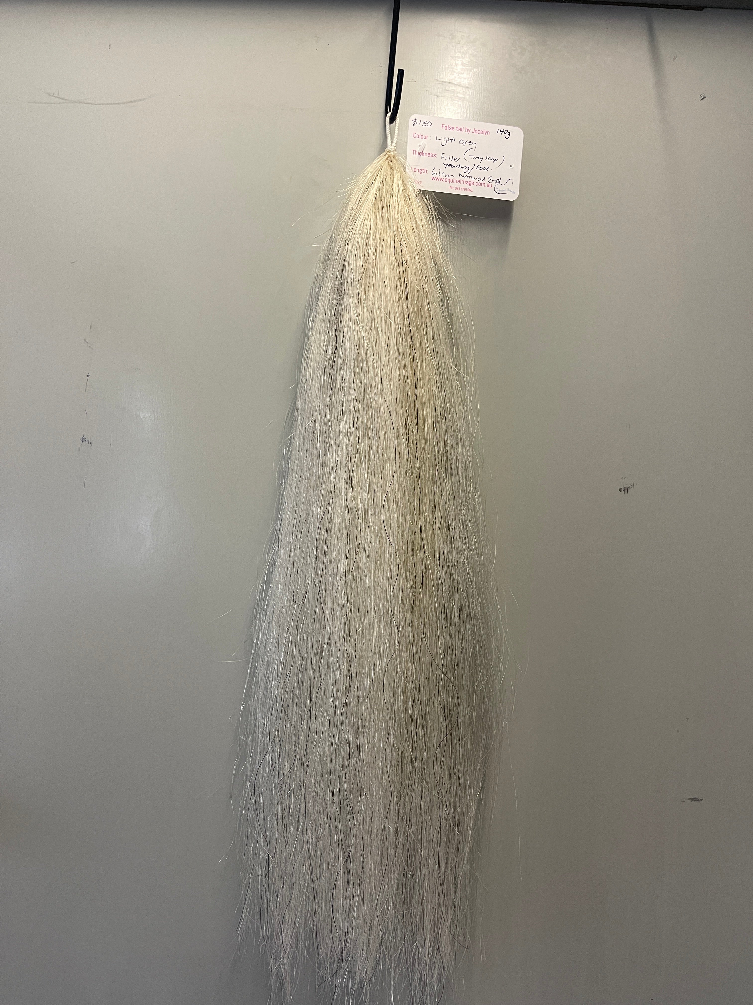 Light grey Filler - small single yearling- young stock 61 cm natural end 140g