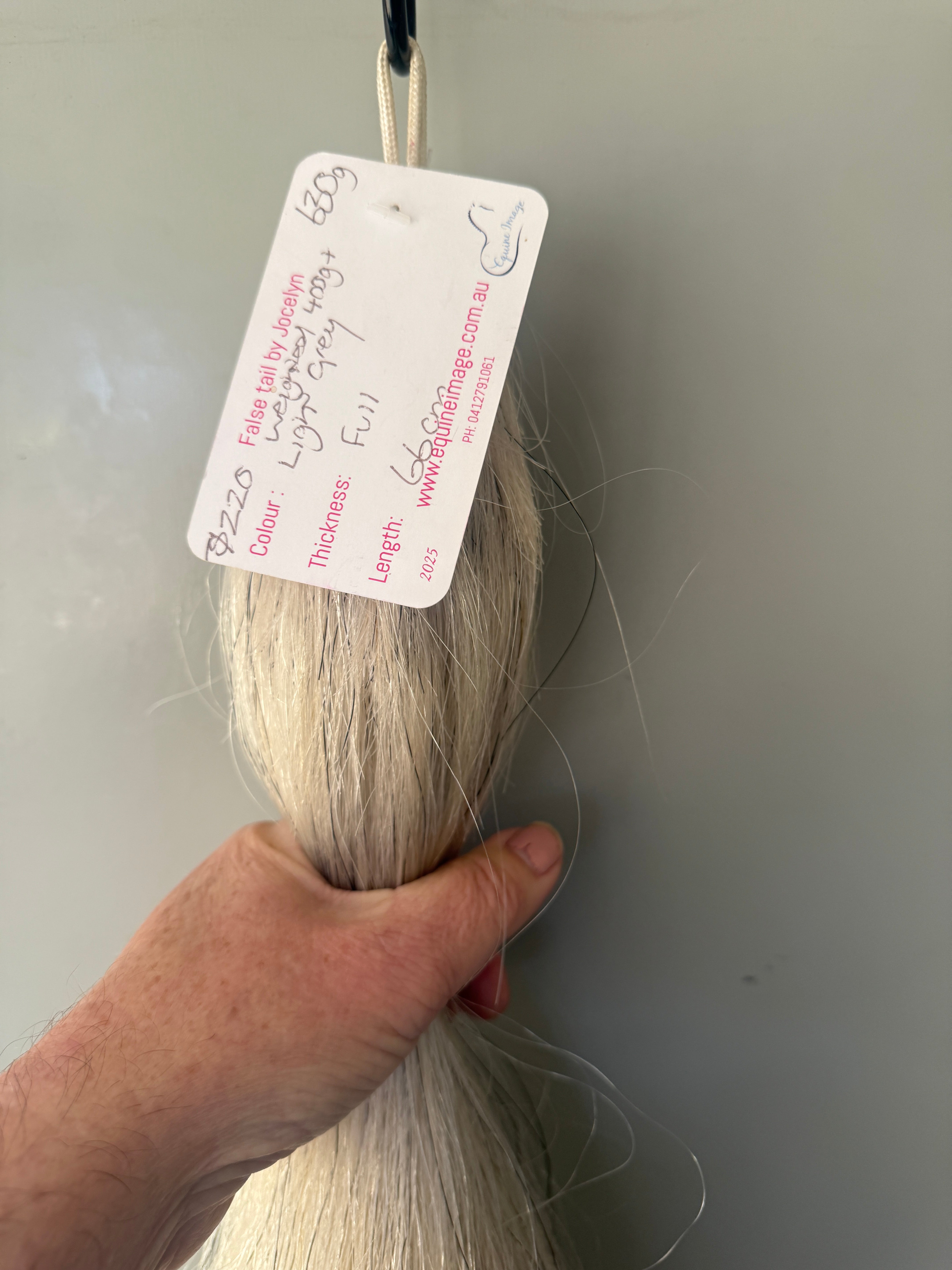 Weighted Light Grey  66 cm cut end -400g weight added Full ( just over single )thickness Final weight 630g