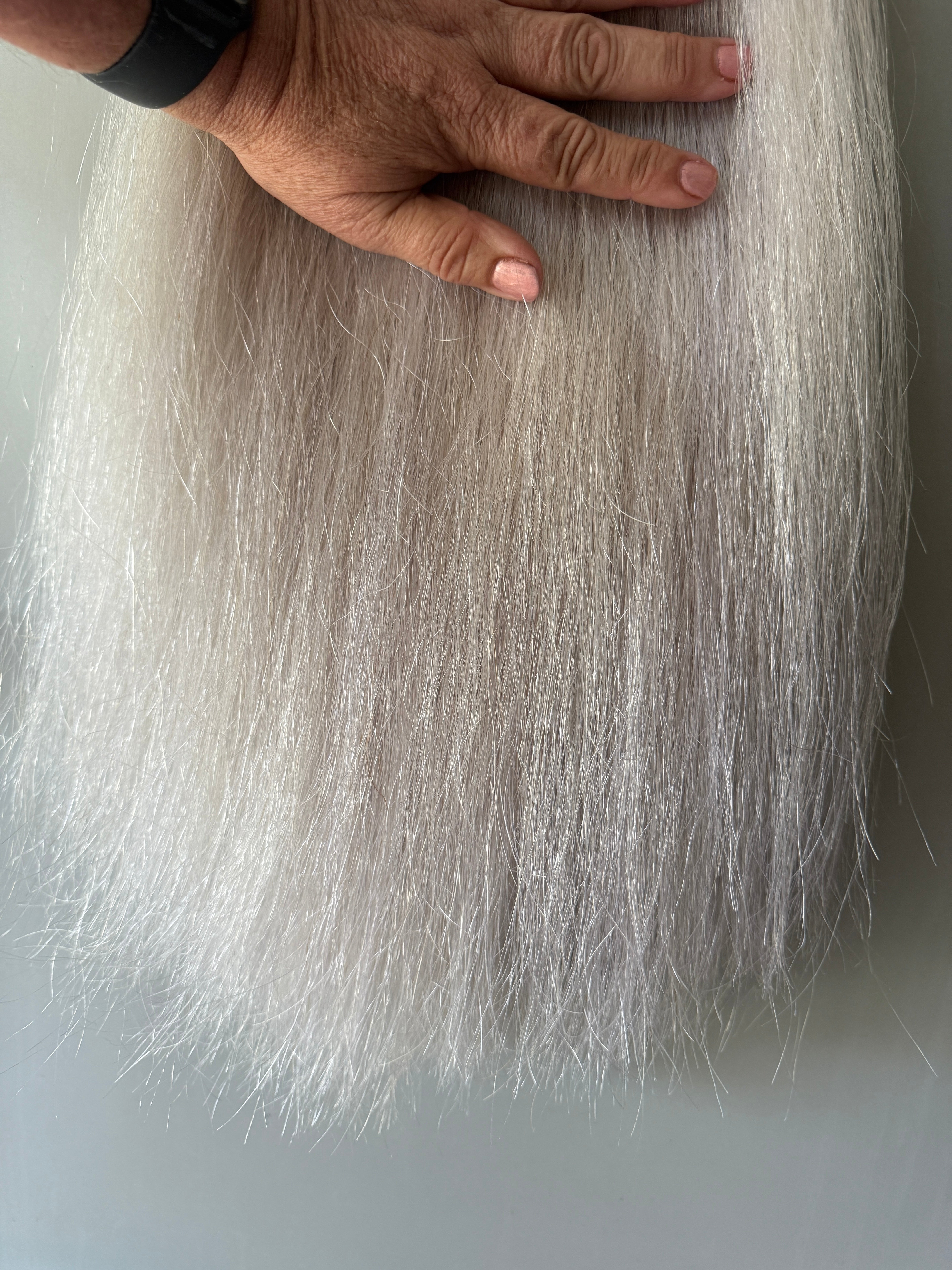 White false tail 64 cm natural end Double Thickness